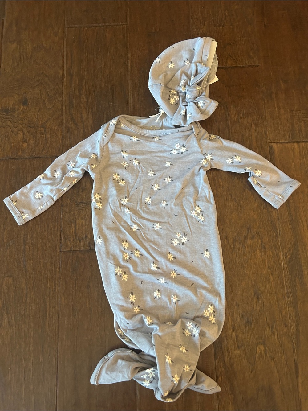 Knotted gown and hat set NWT